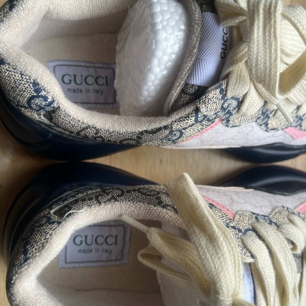 Gucci Rython Sneaker - Picture 4 of 6